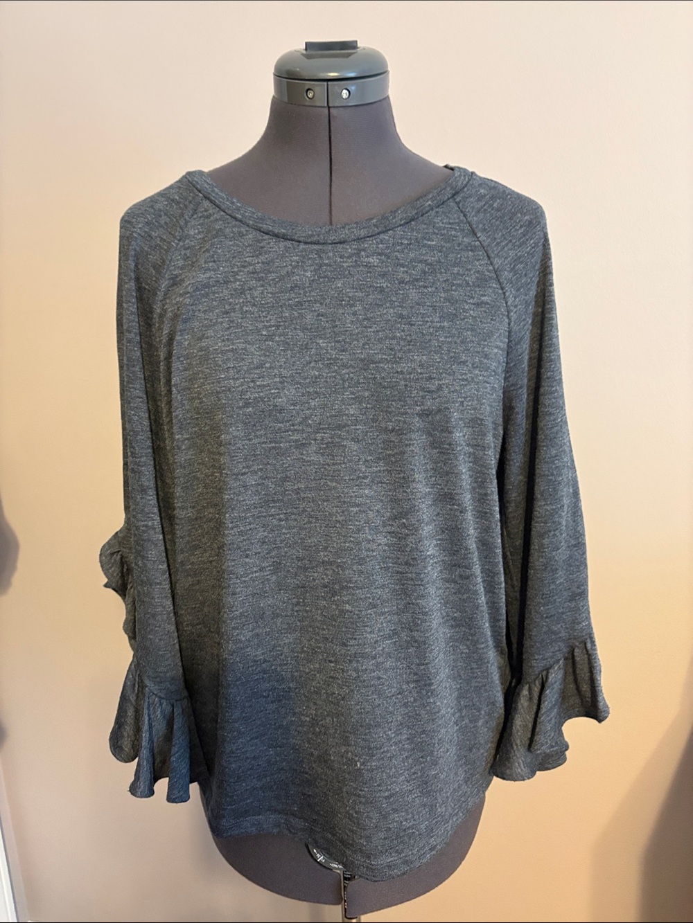 Banana Republic Dark Gray Ruffle Cuff Long-Sleeve Top